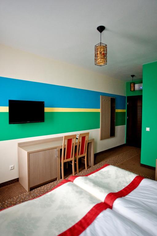 Hotel Folklor Miedzyrzec Podlaski Exterior photo